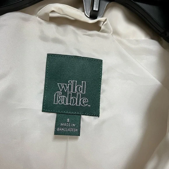 Wild Fable Light Beige Quilted Puffer Vest - Picture 7 of 9